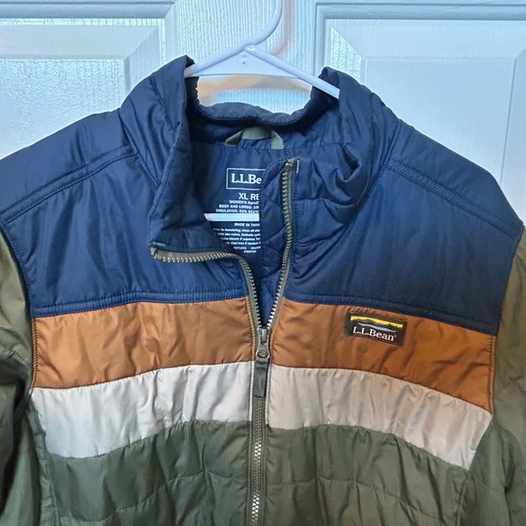 L.L. Bean Women’s Multi-Color Quilted Puffer Jacket - Picture 2 of 6